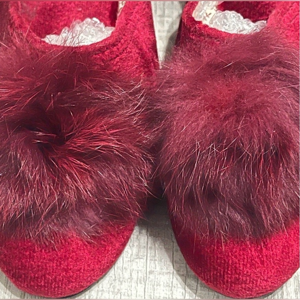 Luxurious Vintage Florett Lady Burgundy Fur Pom Pom Slippers Size 4.5